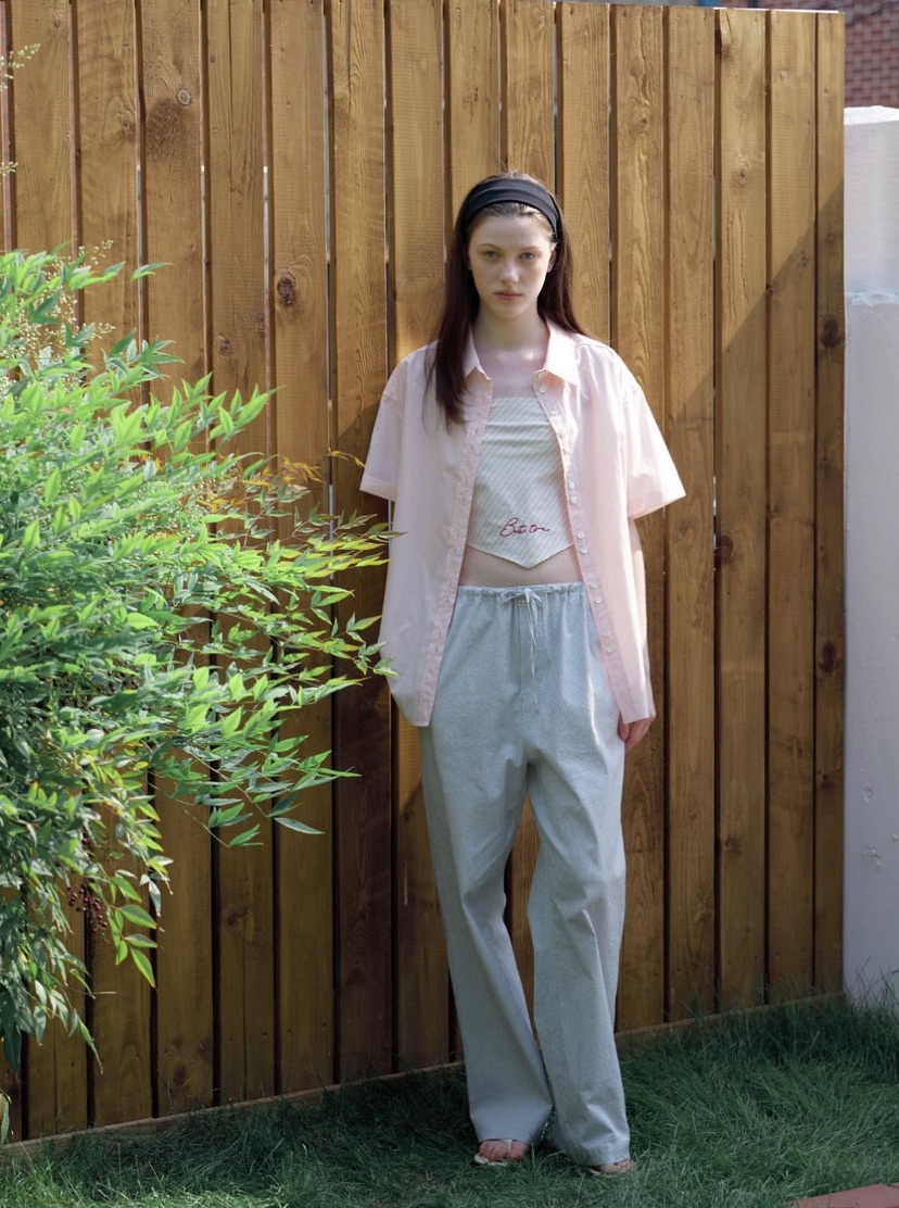 BOUTIQUE SEOUL-P韓國代購㊣女士新品25春夏襯衫蕾絲衫天絲But ton/BOUTIQUE SEOUL襯衫/蕾絲衫圖色2