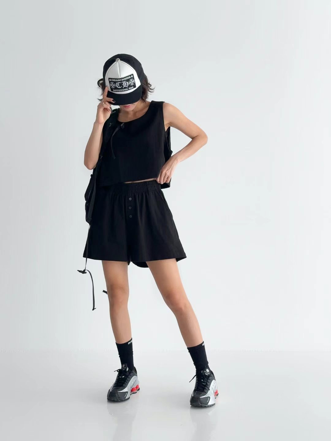 BUSTLING韓國代購㊣女裝新款推薦人氣熱賣25春夏職業時尚短褲BUSTLING短褲