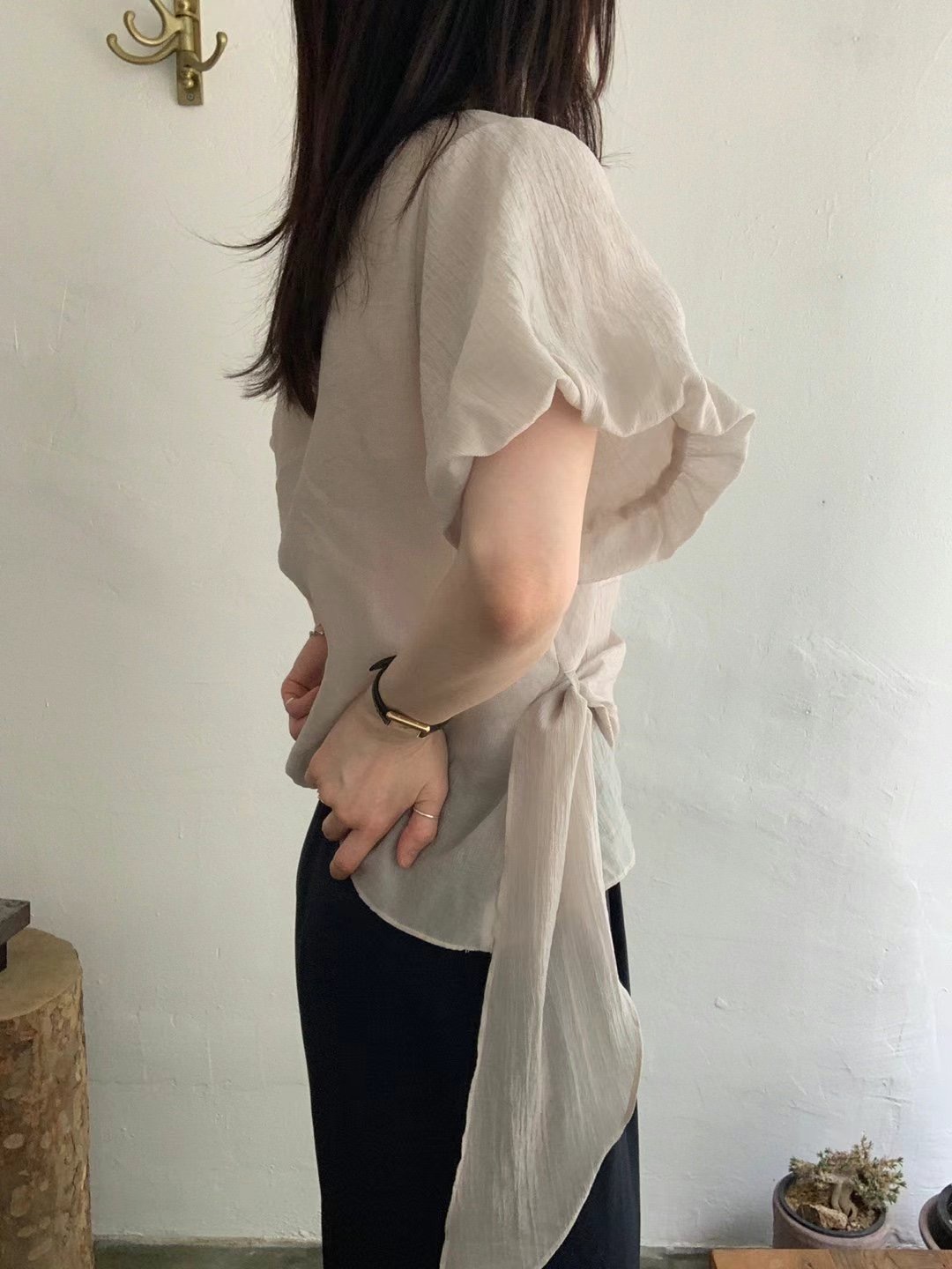 POMELO東大門㊣代購女裝新品時尚熱賣25春夏襯衫蕾絲衫泡泡袖POMELO襯衫/蕾絲衫