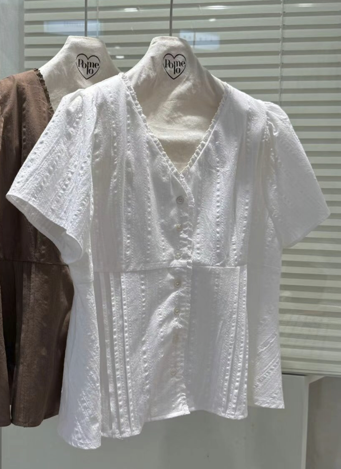 POMELO韓國直郵㊣女士新品真品時尚職業25春夏襯衫蕾絲衫蕾絲POMELO襯衫/蕾絲衫圖色2
