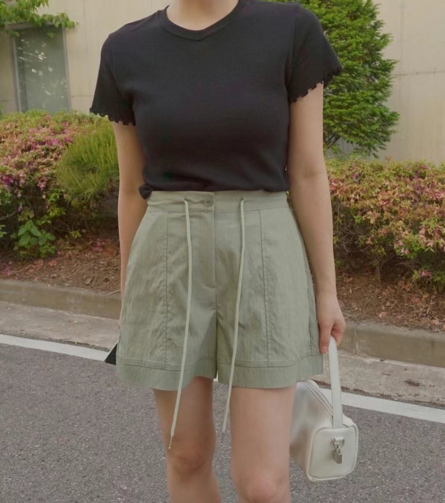 YUNI YUNI-유니유니-T東大門㊣直郵女裝新品人氣時尚短褲YUNI YUNI短褲圖色2