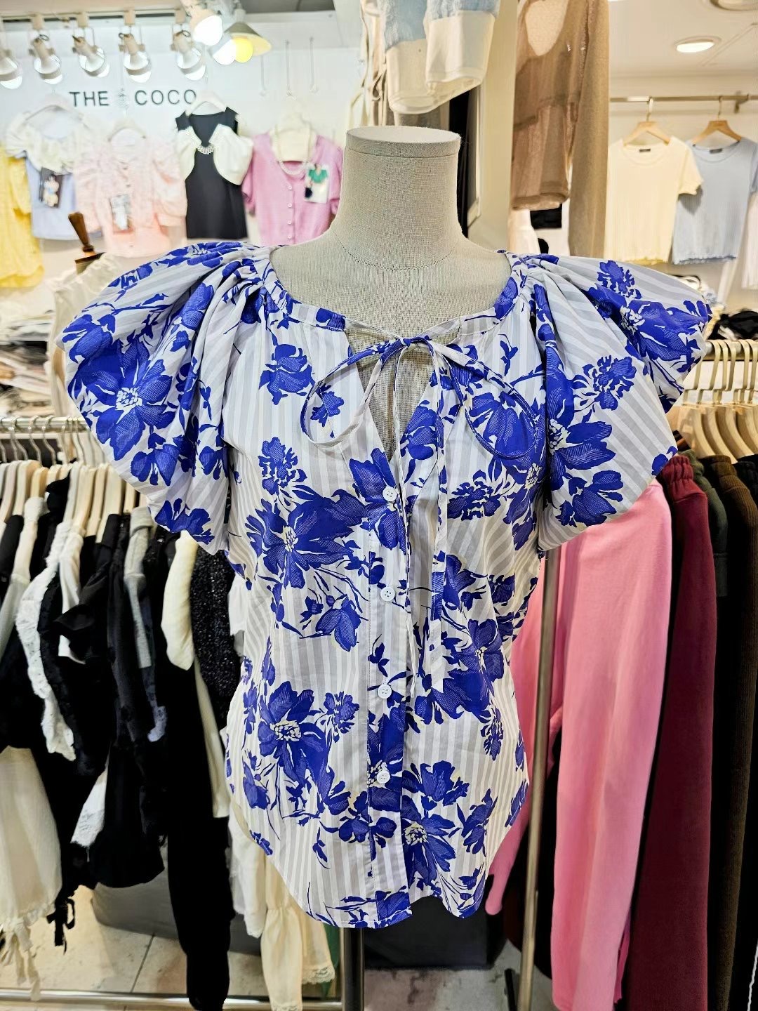 THE COCO韓國直郵㊣女士新品真品職業休閑25春夏襯衫蕾絲衫花朵THE COCO襯衫/蕾絲衫