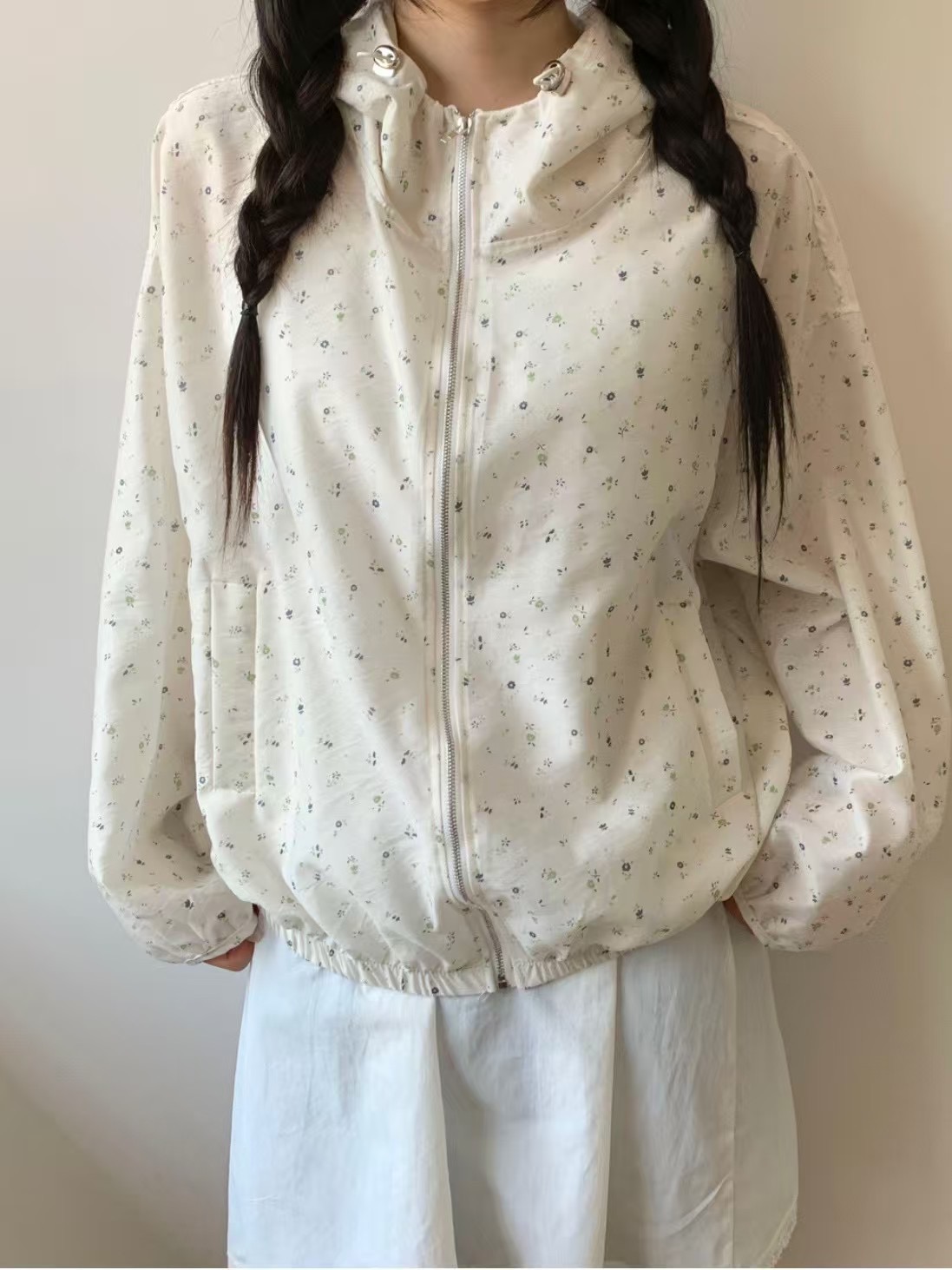 SECOND OTHER韓國代購㊣女士新品時尚職業夾克拉鏈花朵兜帽SECOND OTHER夾克圖色2