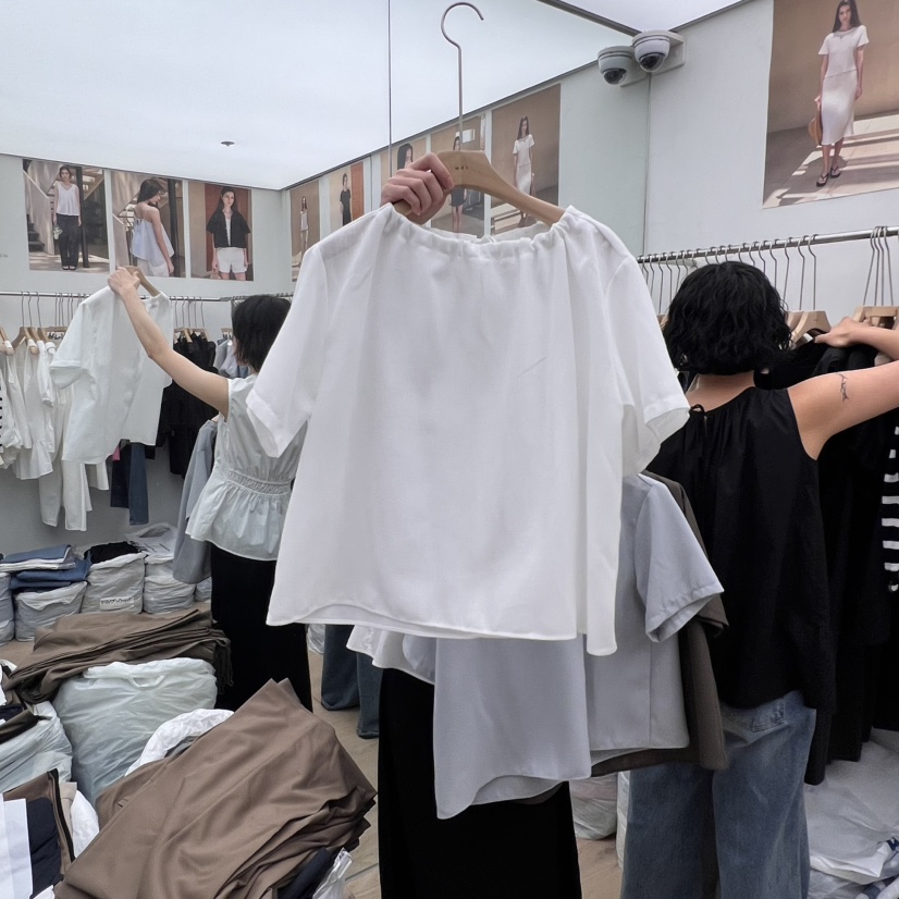 MOI-A韓國代購㊣女裝新品熱賣真品25春夏時尚職業襯衫蕾絲衫MOI-A襯衫/蕾絲衫圖色2