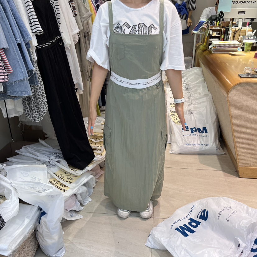 BLACKFRIDAY韓國直郵㊣女士新品時尚職業推薦連衣裙不含內搭BLACK FRIDAY連衣裙圖色2