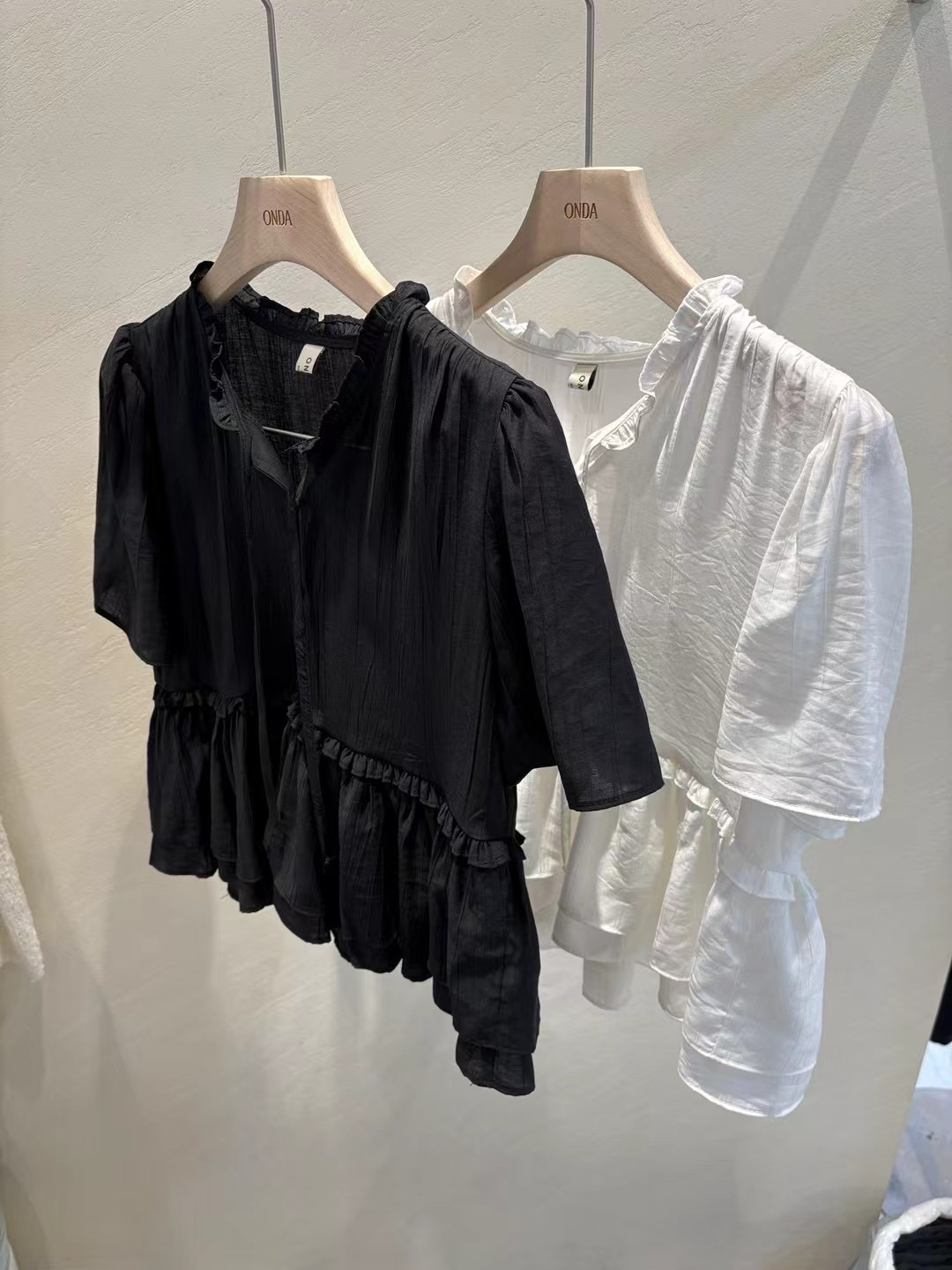 ONDA韓國直郵㊣女裝新品25春夏熱賣時尚職業推薦襯衫蕾絲衫ONDA襯衫/蕾絲衫