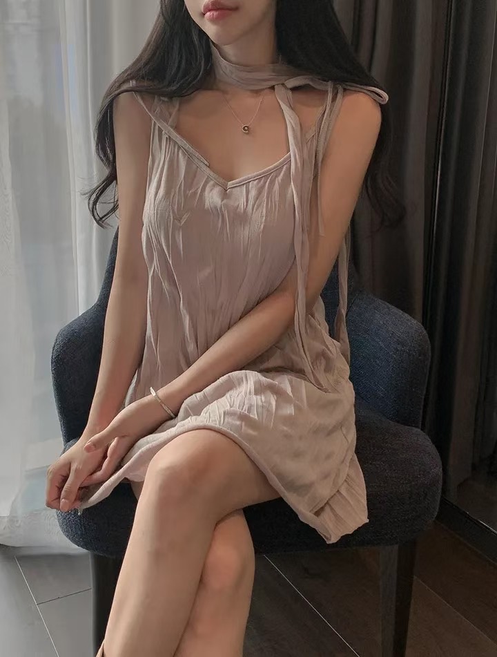 HOLYMOLY韓國代購㊣女裝新品休閑職業人氣時尚連衣裙含脖帶HOLYMOLY連衣裙