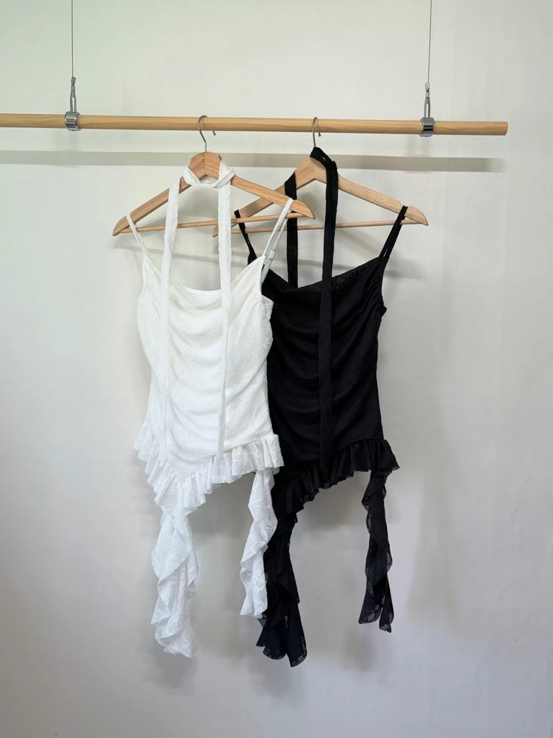MOONGCHI東大門㊣實拍女士新品熱賣25春夏職業吊帶背心含脖帶MOONGCHI吊帶/背心圖色2左二色