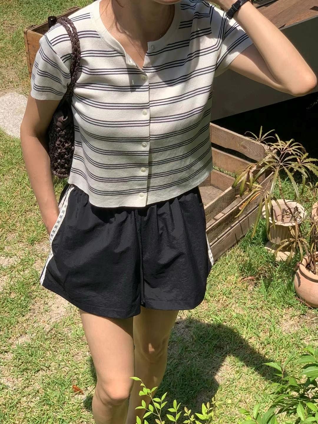 AREING韓國直郵㊣女士新品人氣職業休閑25春夏時尚熱賣推薦T恤AREINGT恤圖色3