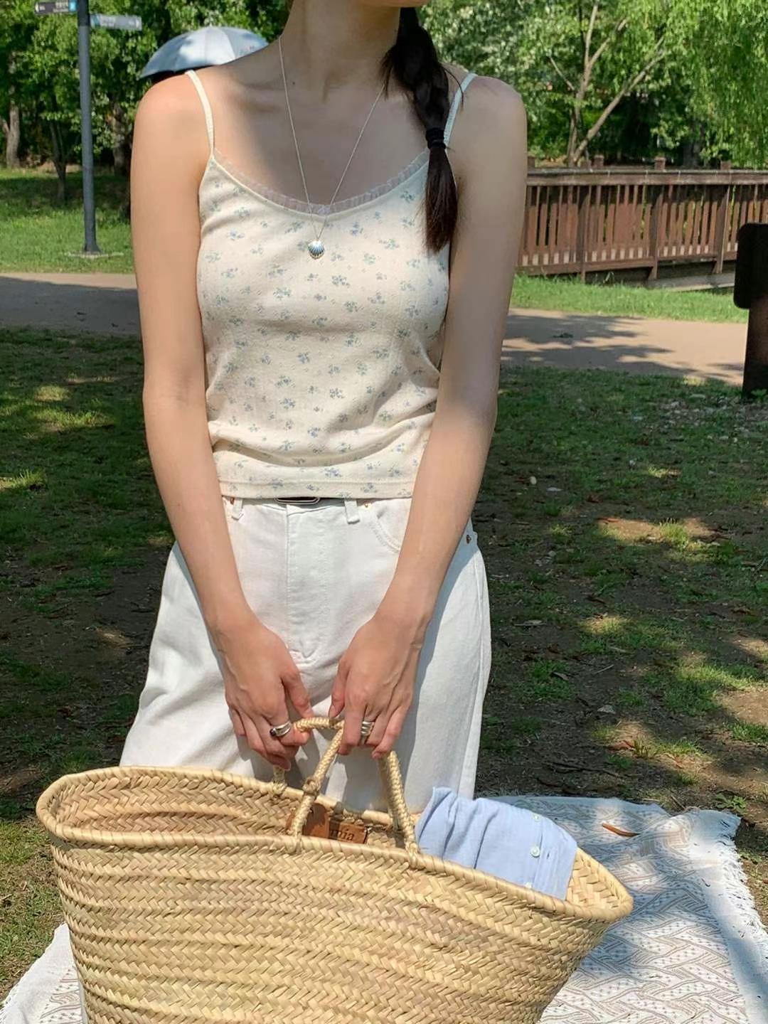 AREING韓國直郵㊣女裝新款休閑25春夏熱賣推薦時尚吊帶背心AREING吊帶/背心圖色2