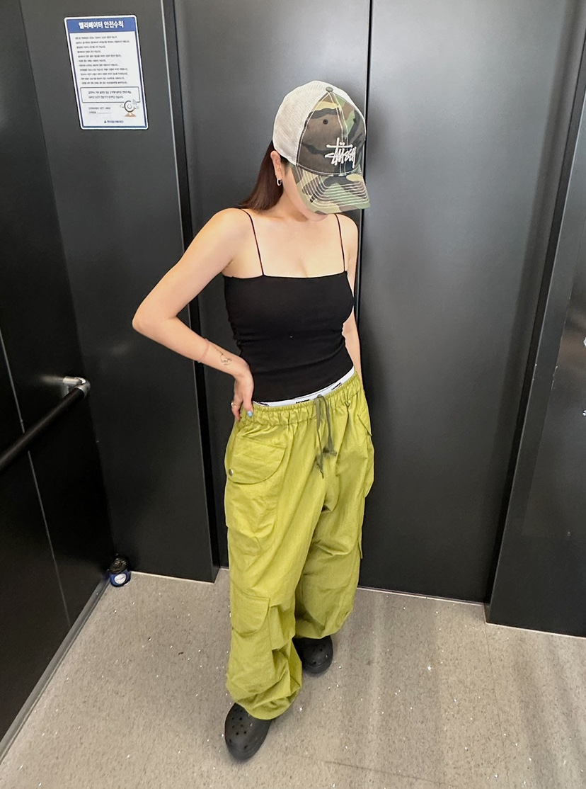 BYRING東大門㊣代購女裝新品熱賣時尚推薦職業吊帶背心褶皺BYRING吊帶/背心