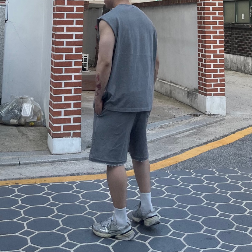 707.APT韓國直郵㊣女裝新款時尚真品職業休閑人氣推薦T恤刺繡707.APTT恤
