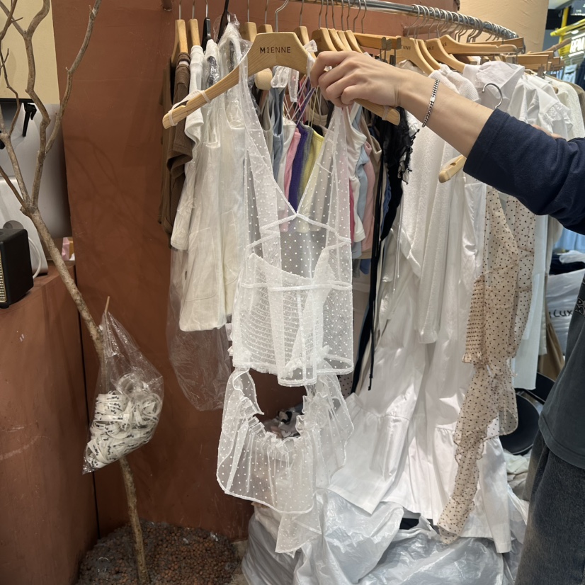 MIENNE韓國直郵㊣女裝新品休閑職業時尚推薦熱賣吊帶背心兔子MIENNE吊帶/背心圖色1