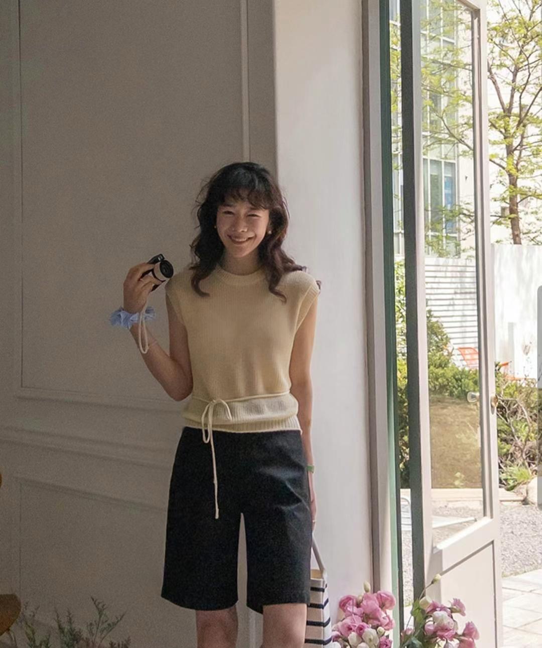 ASKMEAQUESTION東大門㊣直郵女士新品職業真品熱賣吊帶背心ASKMEAQUESTION吊帶/背心