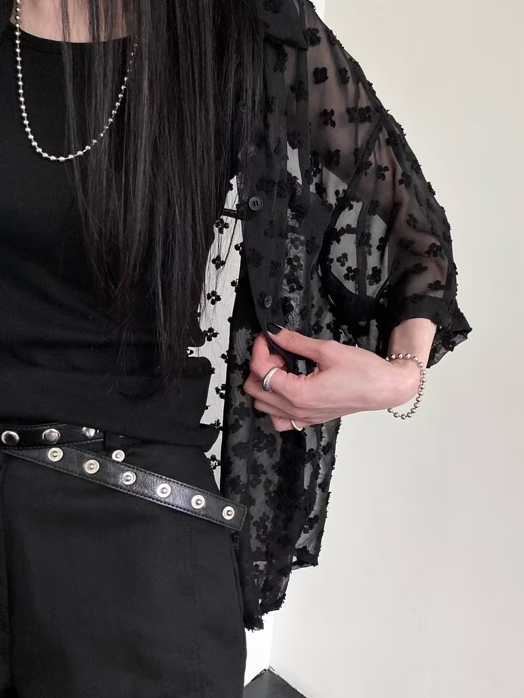 UNSANE東大門㊣直郵女士新款熱賣25春夏真品人氣襯衫蕾絲衫UNSANE襯衫/蕾絲衫