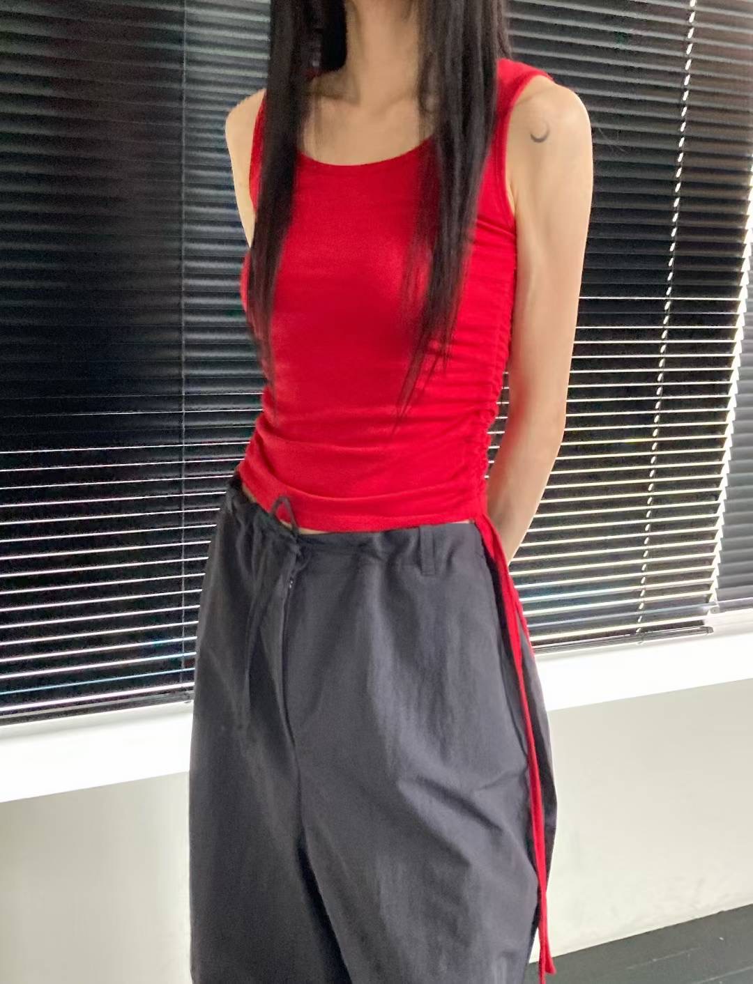 UNSANE東大門㊣代購女裝新品熱賣職業真品時尚25春夏吊帶背心UNSANE吊帶/背心圖色2