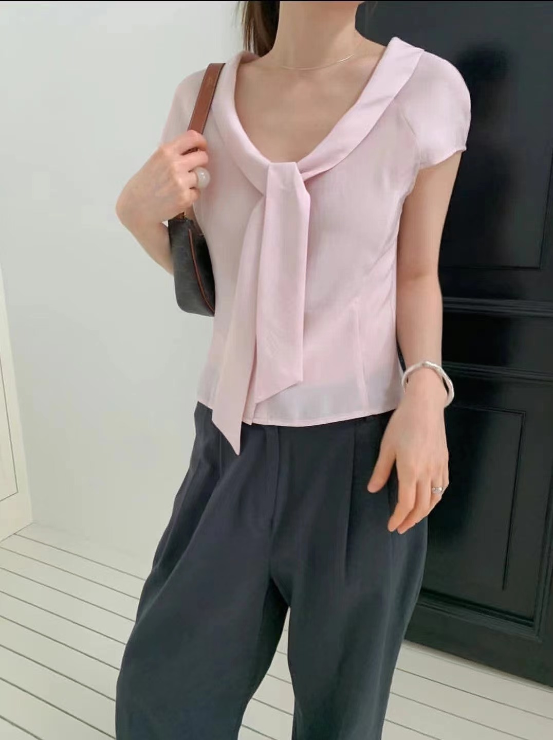 WEARRAW韓國代購㊣女裝新款25春夏職業休閑人氣時尚襯衫蕾絲衫WEARRAW襯衫/蕾絲衫圖色1