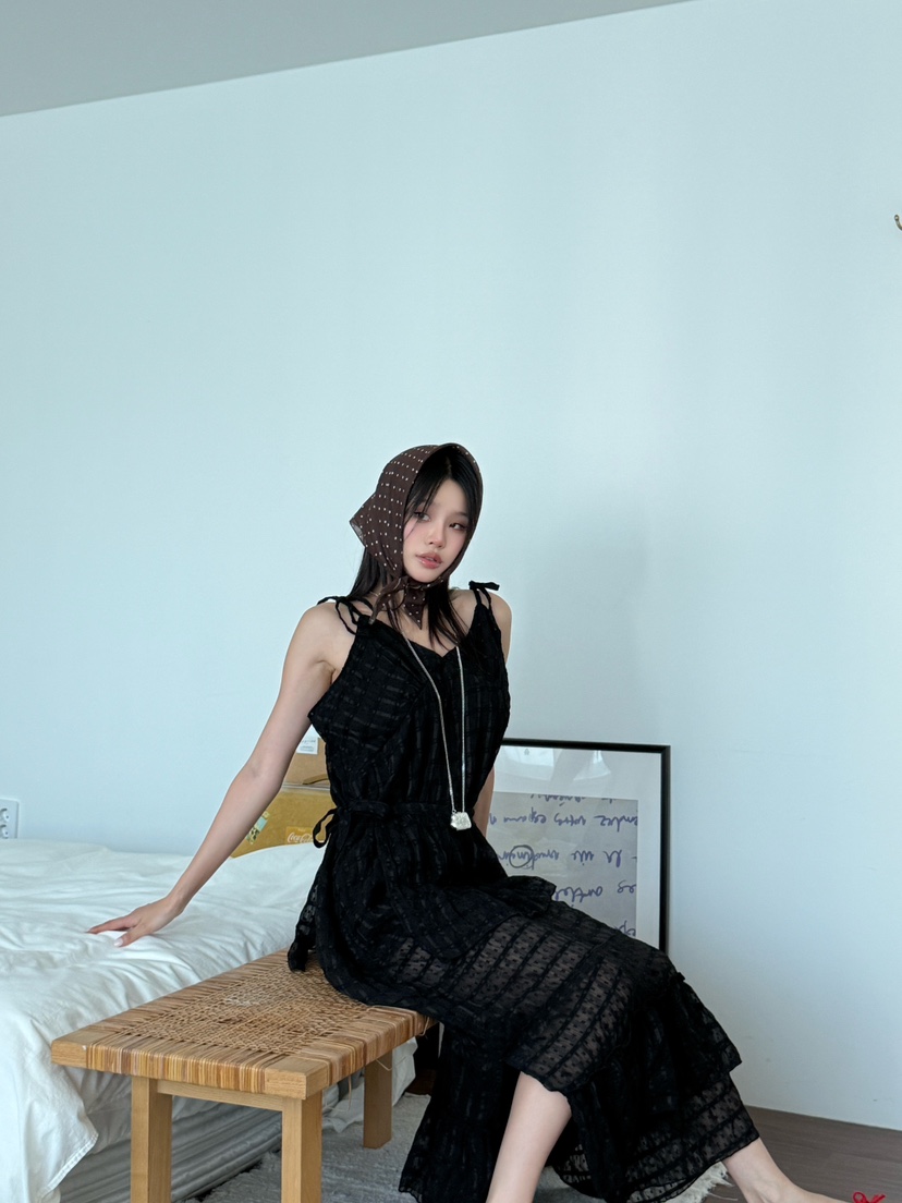 MAISONDEGLORY東大門㊣直郵女士新款休閑熱賣套裝裹身裙套裝MAISON DE GLORY套裝