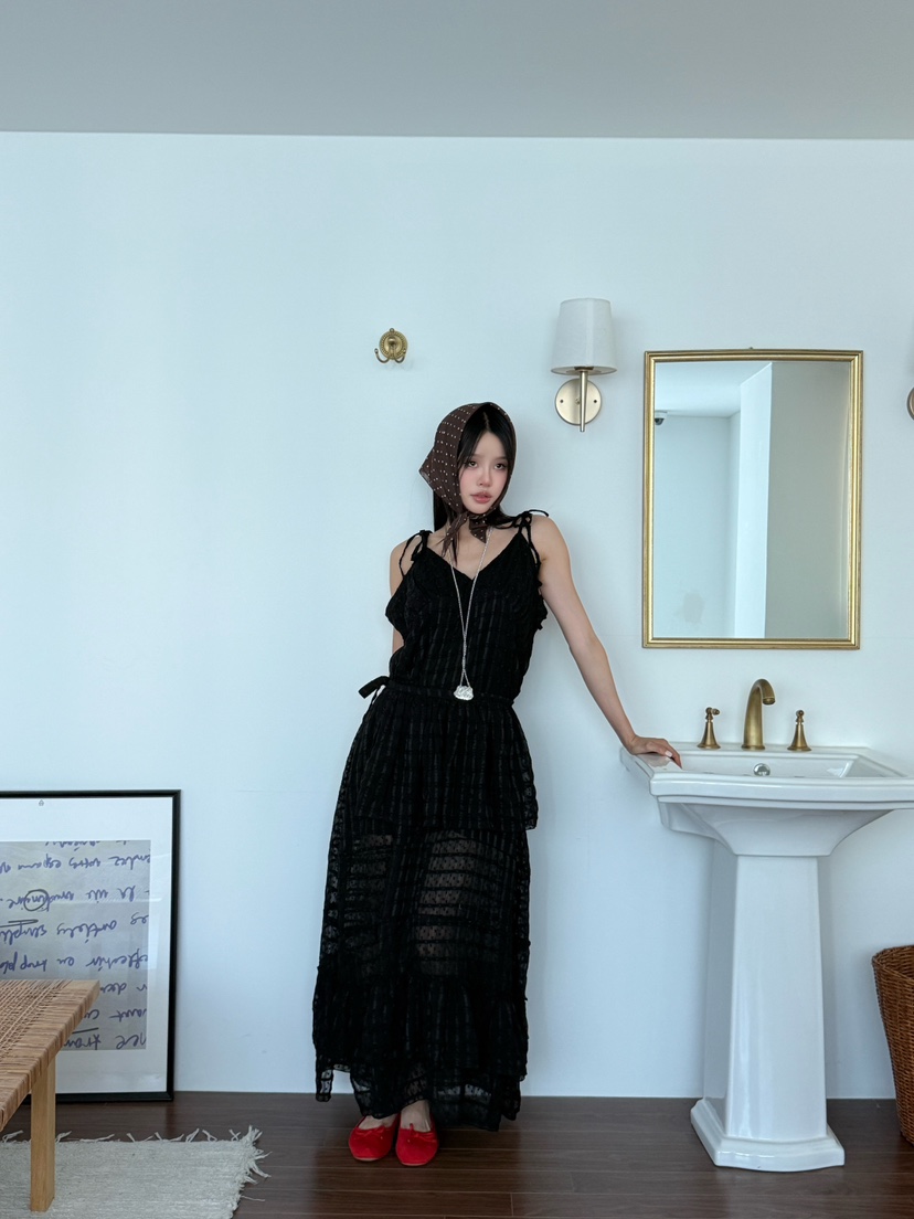 MAISONDEGLORY東大門㊣直郵女士新款休閑熱賣套裝裹身裙套裝MAISON DE GLORY套裝圖色2