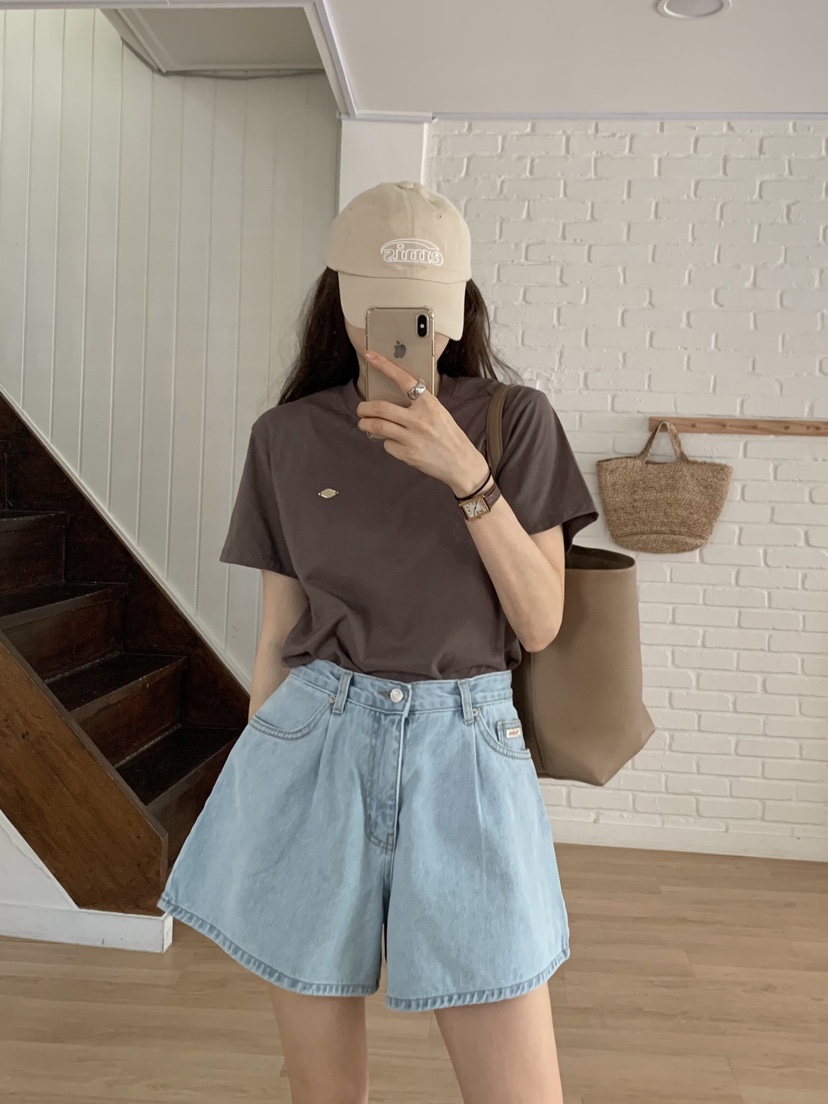 FORMSTUDIO東大門㊣實拍女裝新品時尚人氣熱賣推薦短褲喇叭FORMSTUDIO短褲