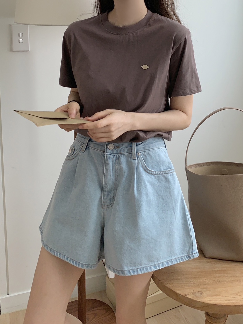 FORMSTUDIO東大門㊣實拍女裝新品時尚人氣熱賣推薦短褲喇叭FORMSTUDIO短褲