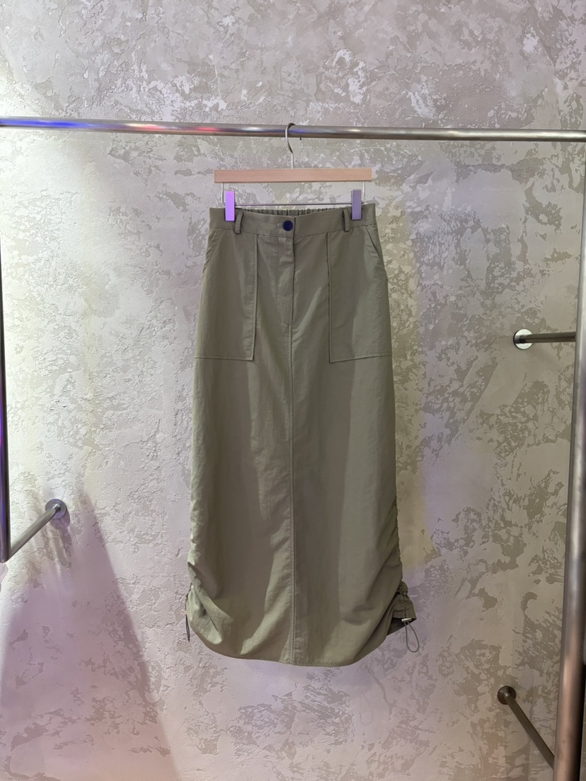 PIN-UP韓國代購㊣女士新品推薦時尚人氣職業熱賣25春夏長裙口袋PIN-UP長裙圖色2