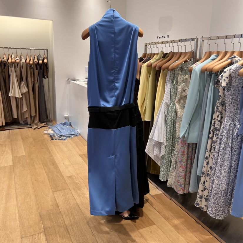 VAN NZILL東大門㊣實拍女士新款25春夏休閑連衣裙不含腰帶VAN NZILL連衣裙