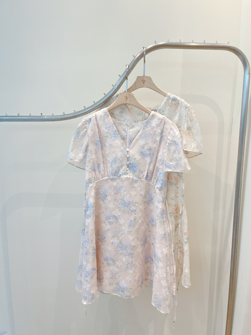 OVE東大門㊣直郵女裝新款真品熱賣時尚推薦25春夏休閑連衣裙OVE連衣裙