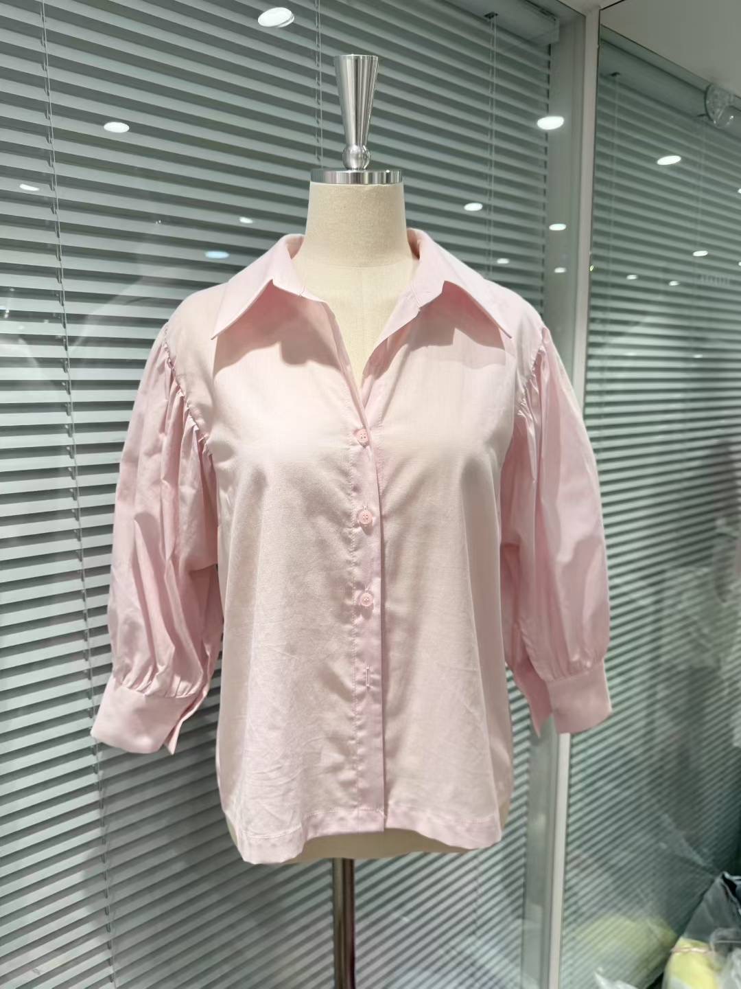 THE BARBARA東大門㊣直郵女士新品休閑熱賣襯衫蕾絲衫泡泡袖THE BARBARA襯衫/蕾絲衫圖色1