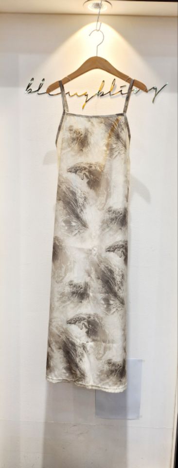 BLING BLING-S韓國代購㊣女裝新品25春夏休閑職業時尚連衣裙BLING BLING-S連衣裙圖色2