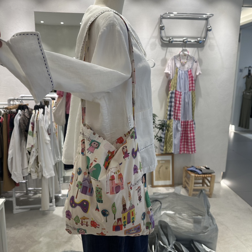 AT NOTE韓國代購㊣女裝新款時尚推薦休閑熱賣人氣單肩斜跨包AT NOTE單肩/斜跨包圖色1