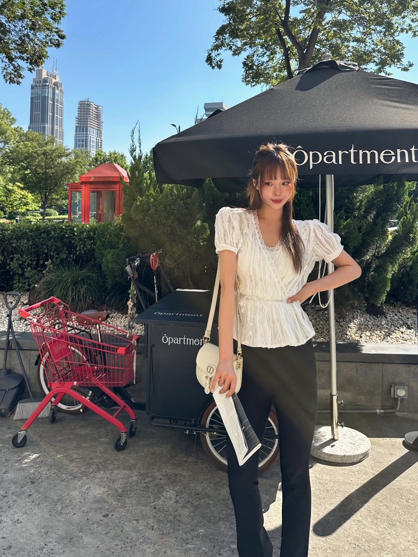 81 MARKET-L東大門㊣實拍女士新款熱賣休閑時尚襯衫蕾絲衫81 MARKET-L襯衫/蕾絲衫