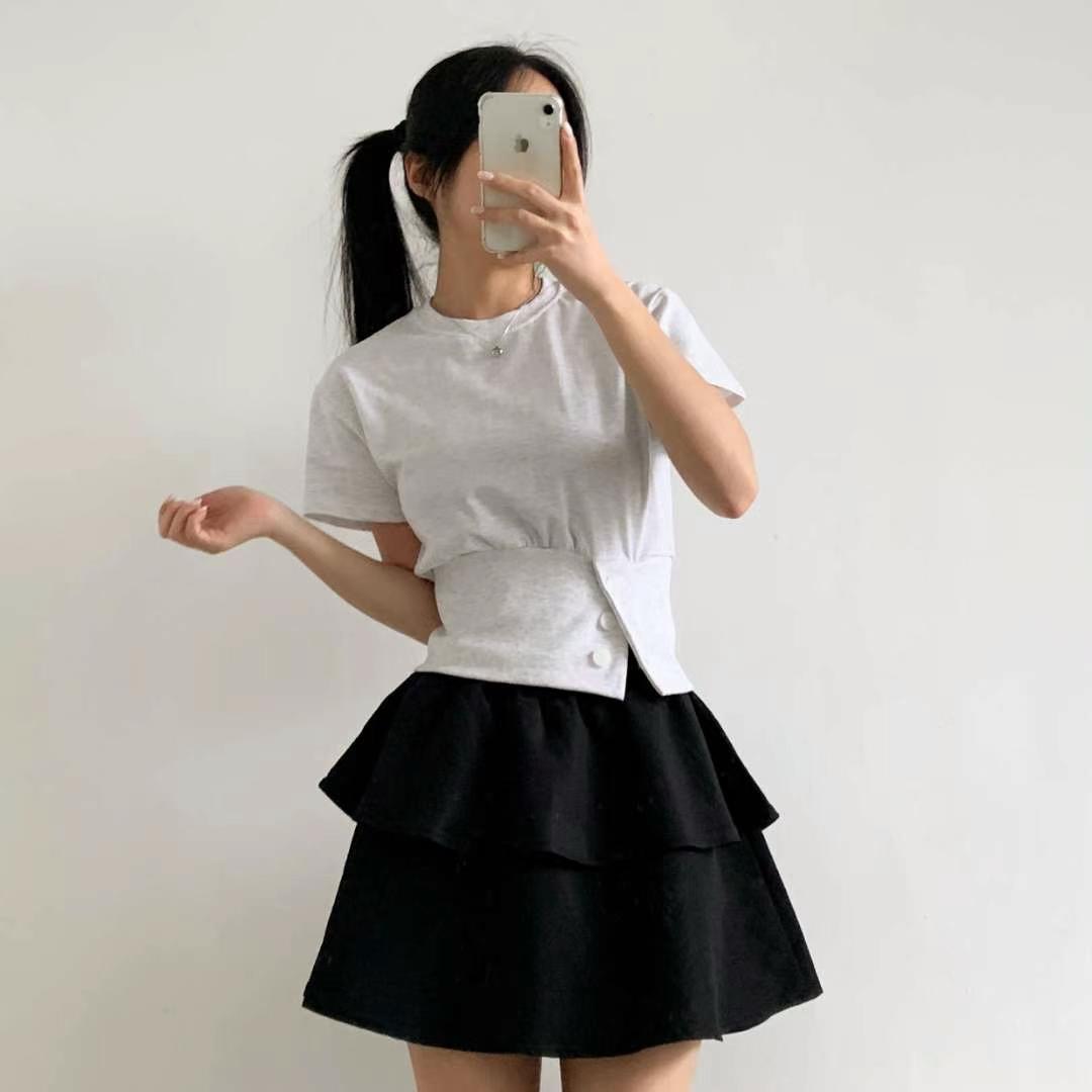 WOO SUNG韓國直郵㊣女士新款熱賣時尚職業人氣推薦T恤紐扣WOO SUNGT恤