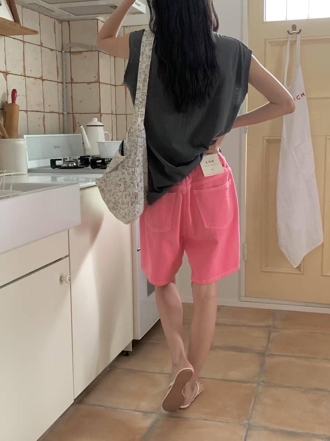L V C東大門㊣代購女士新品推薦時尚熱賣人氣25春夏休閑短褲L_V_C短褲