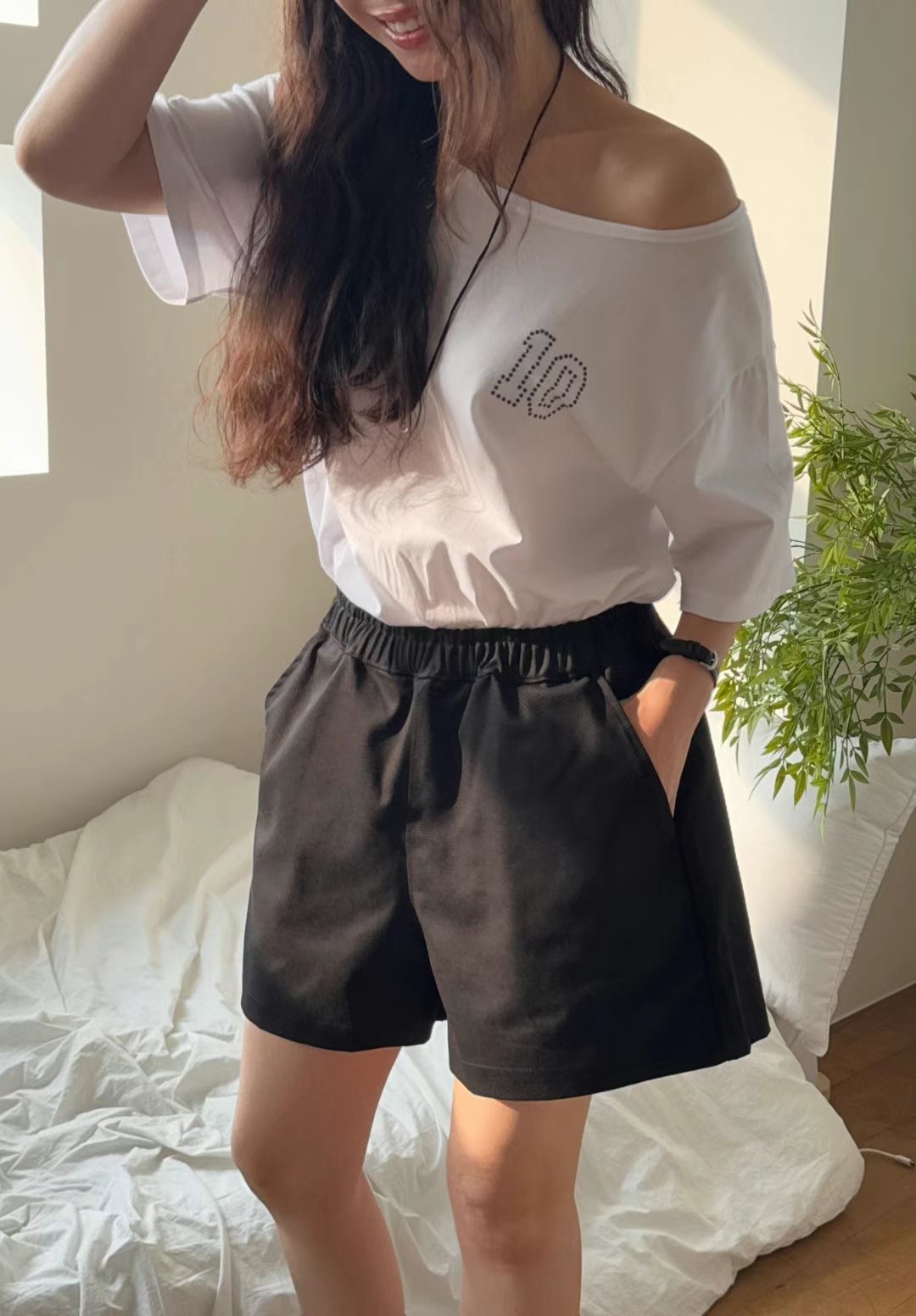 GLOSSY韓國代購㊣女士新品25春夏時尚熱賣休閑真品推薦人氣T恤GLOSSYT恤