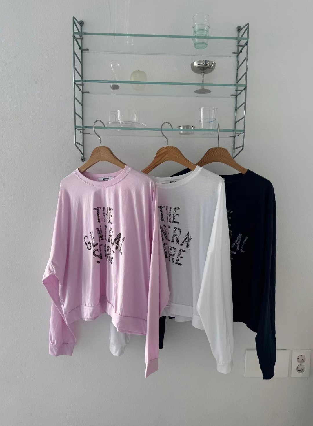 GLOSSY韓國直郵㊣女裝新品職業人氣真品時尚25春夏休閑衛衣GLOSSY衛衣圖色3左三色