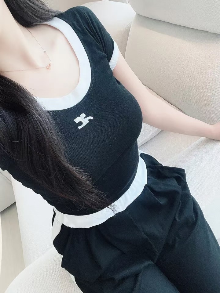 URBAN STAY韓國代購㊣女裝新品時尚休閑真品推薦熱賣人氣套裝URBAN STAY套裝