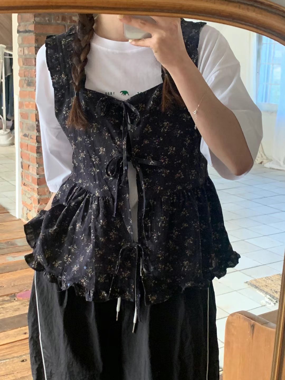 TDOUBLEJ東大門㊣代購女士新款時尚真品吊帶背心荷葉邊花朵TDOUBLEJ吊帶/背心圖色2