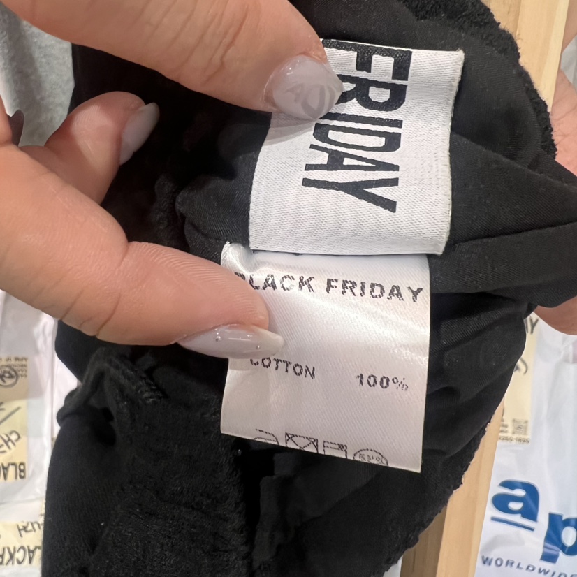 BLACKFRIDAY東大門㊣直郵女裝新款真品熱賣時尚推薦職業短褲BLACK FRIDAY短褲