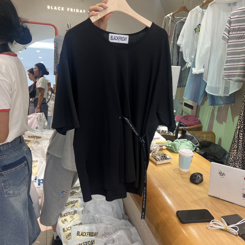 BLACKFRIDAY東大門㊣實拍女裝新款真品時尚熱賣職業T恤腰帶BLACK FRIDAYT恤圖色1