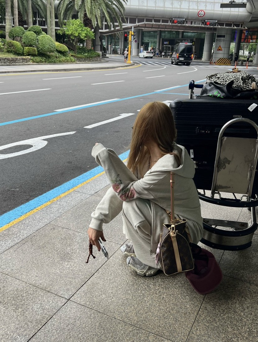 ZEROZERO韓國代購㊣女士新款推薦25春夏職業時尚人氣衛衣復古ZEROZERO衛衣