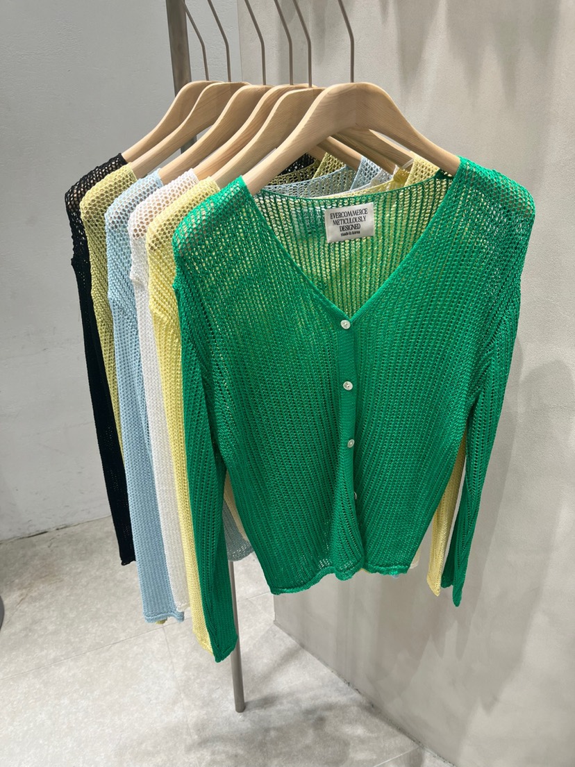 EVERCOMMERCE METICULOUSLY DESIGNED東大門㊣直郵女裝新款25春夏針織衫EVERCOMMERCE METICULOUSLY DESIGNED針織衫
