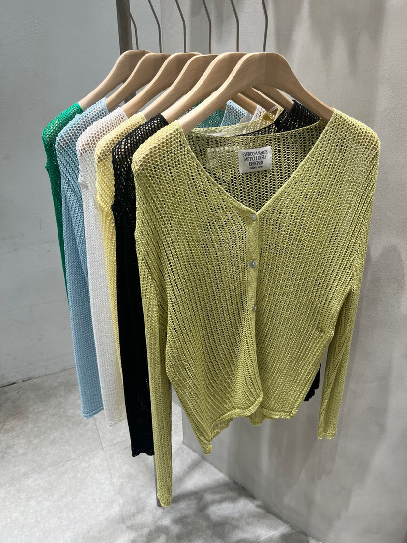 EVERCOMMERCE METICULOUSLY DESIGNED東大門㊣直郵女裝新款25春夏針織衫EVERCOMMERCE METICULOUSLY DESIGNED針織衫