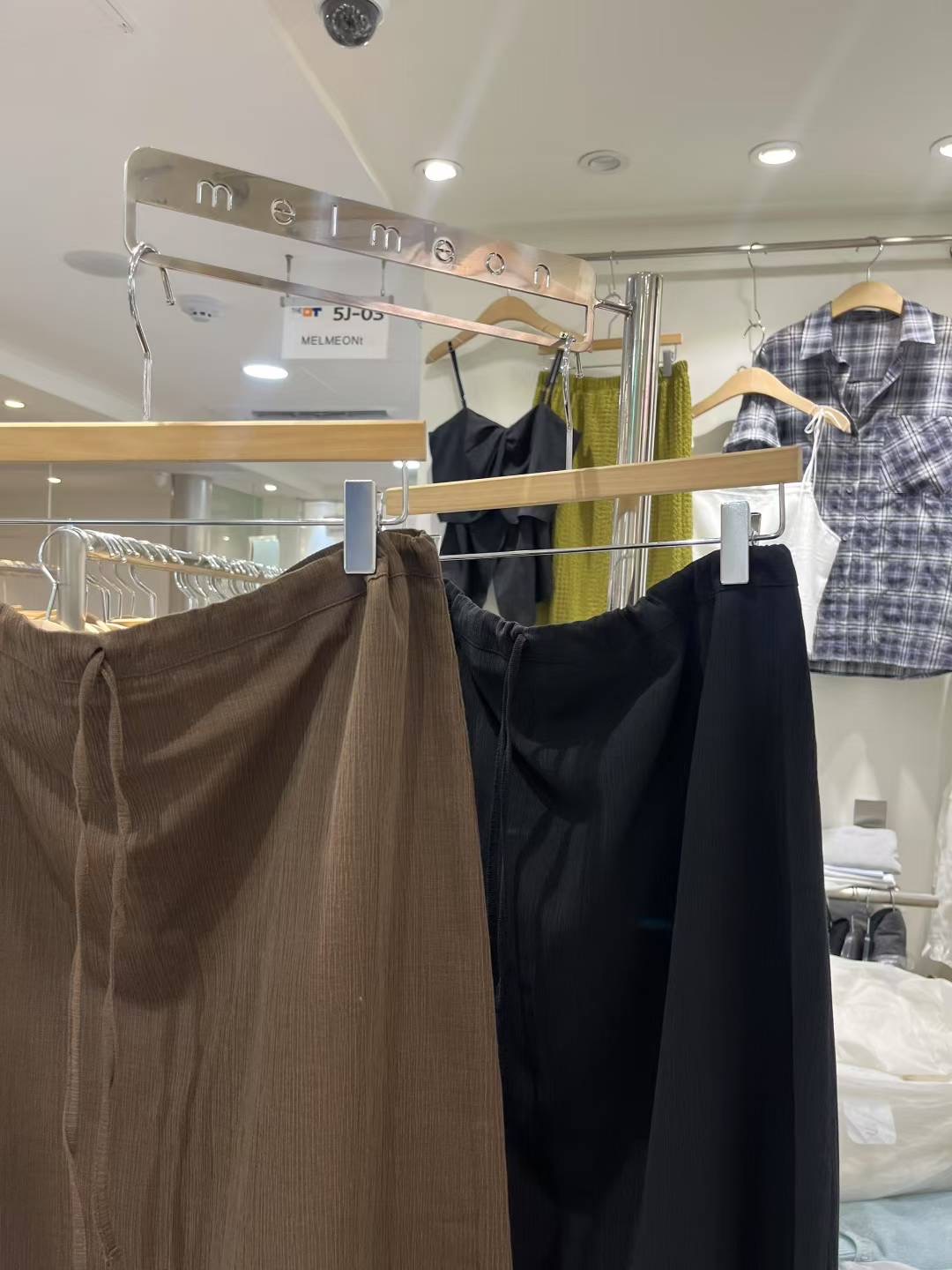 MELMEONT東大門㊣實拍女裝新品人氣熱賣時尚推薦半身裙中短裙MELMEONT半身裙/中短裙
