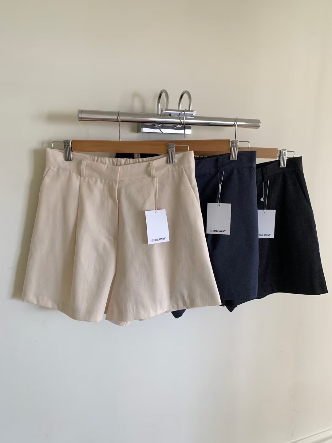 HIDEWAY東大門㊣實拍女士新品真品人氣休閑熱賣短褲不含腰帶HIDEWAY短褲圖色3左三色