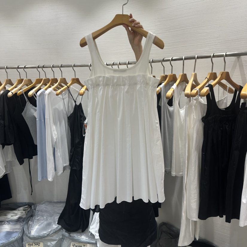 LUCY SALON東大門㊣代購女士新品真品人氣推薦休閑連衣裙褶皺LUCY SALON連衣裙