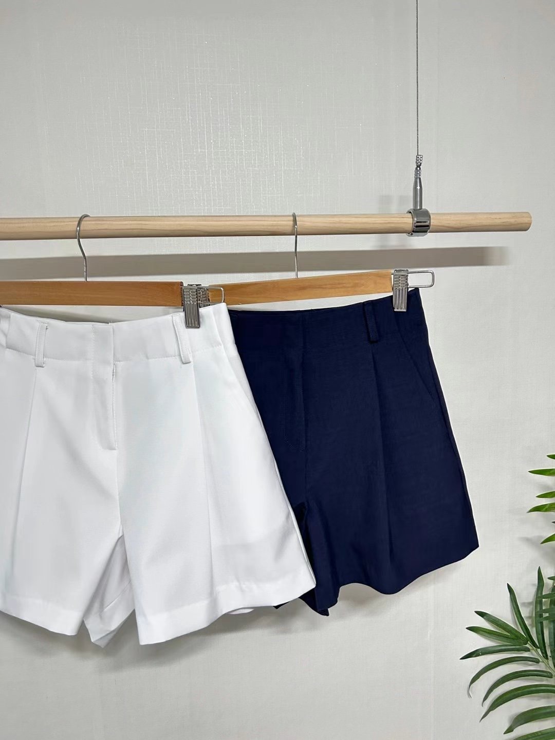 ARIANA東大門㊣實拍女士新品熱賣時尚25春夏職業短褲不含腰帶ARIANA短褲