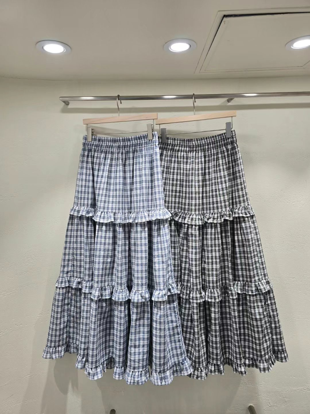 BASIC FEMME-베이직팜므-OT韓國直郵㊣女士新品休閑長裙荷葉邊格紋BASIC FEMME長裙