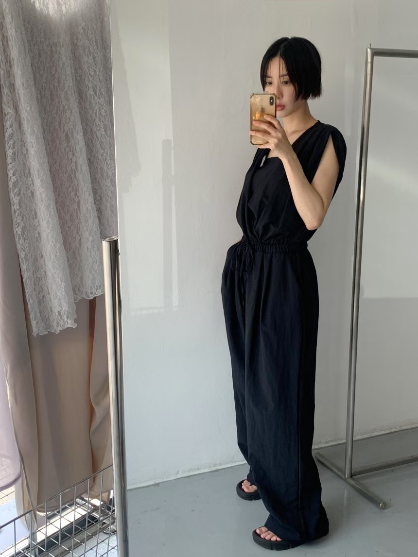 DADA東大門㊣直郵女裝新品職業推薦真品人氣休閑時尚連體褲DADA連體褲圖色2