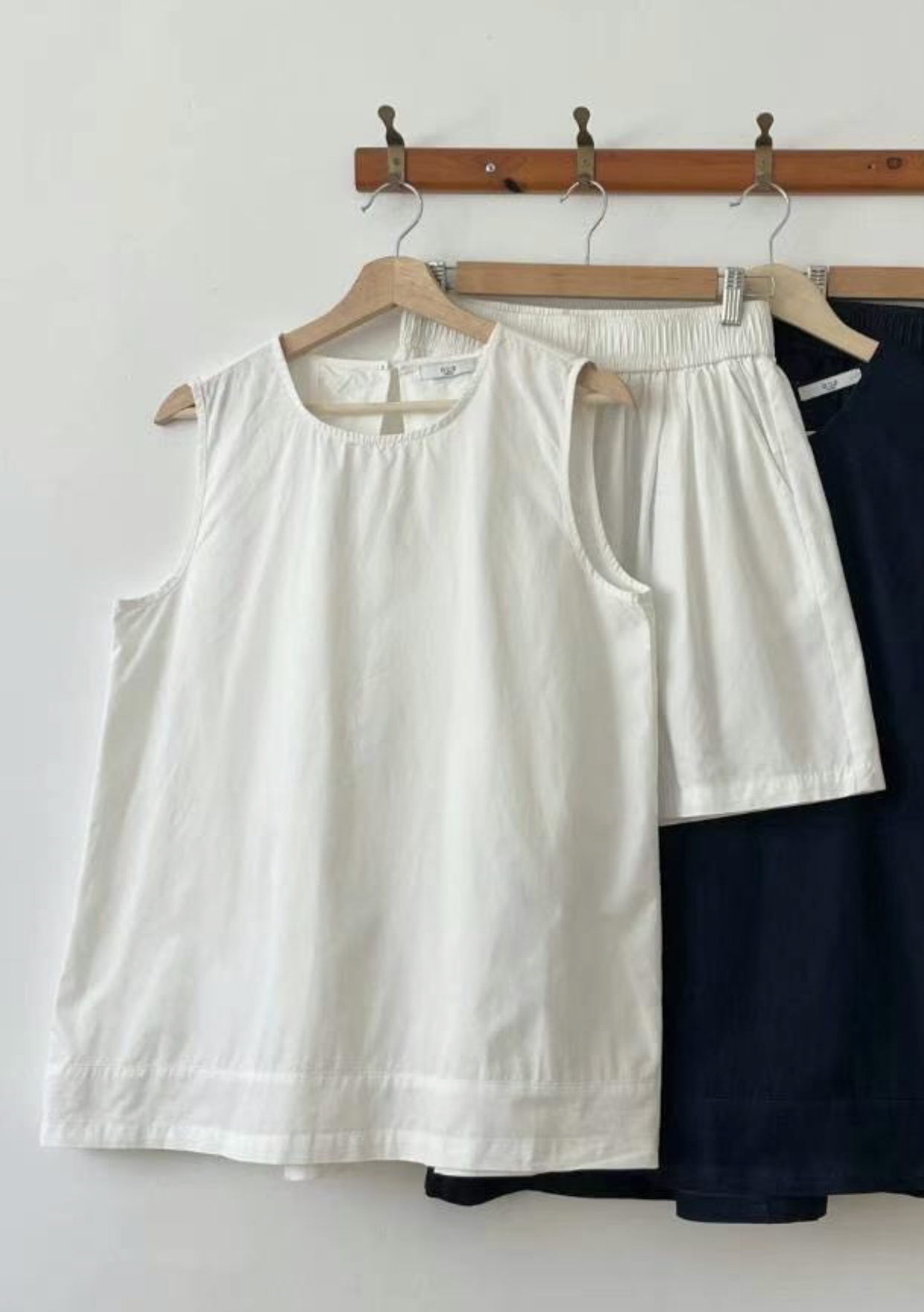 OUS.SEOUL韓國直郵㊣女士新品熱賣休閑真品25春夏時尚套裝OUS.SEOUL套裝圖色2